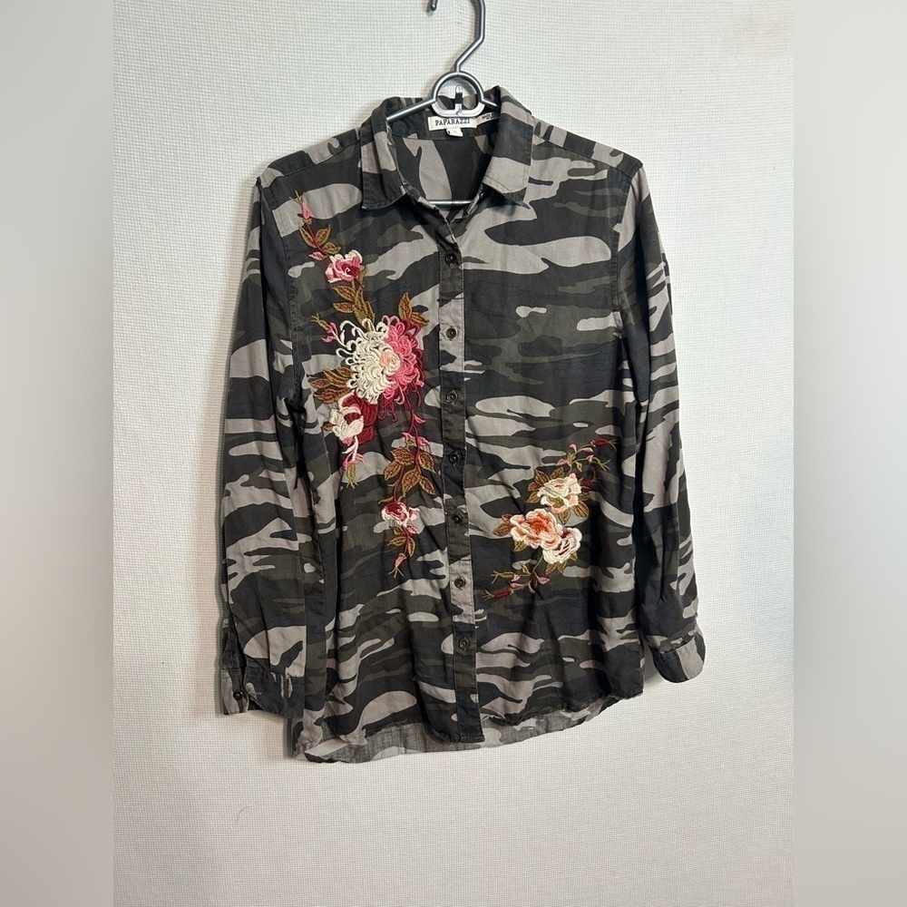 Paparazzi by biz camo embroidered button shirt